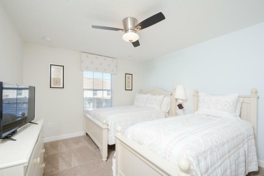 Pleasant House In Storey Lake Near Disney Kissimmee Esterno foto