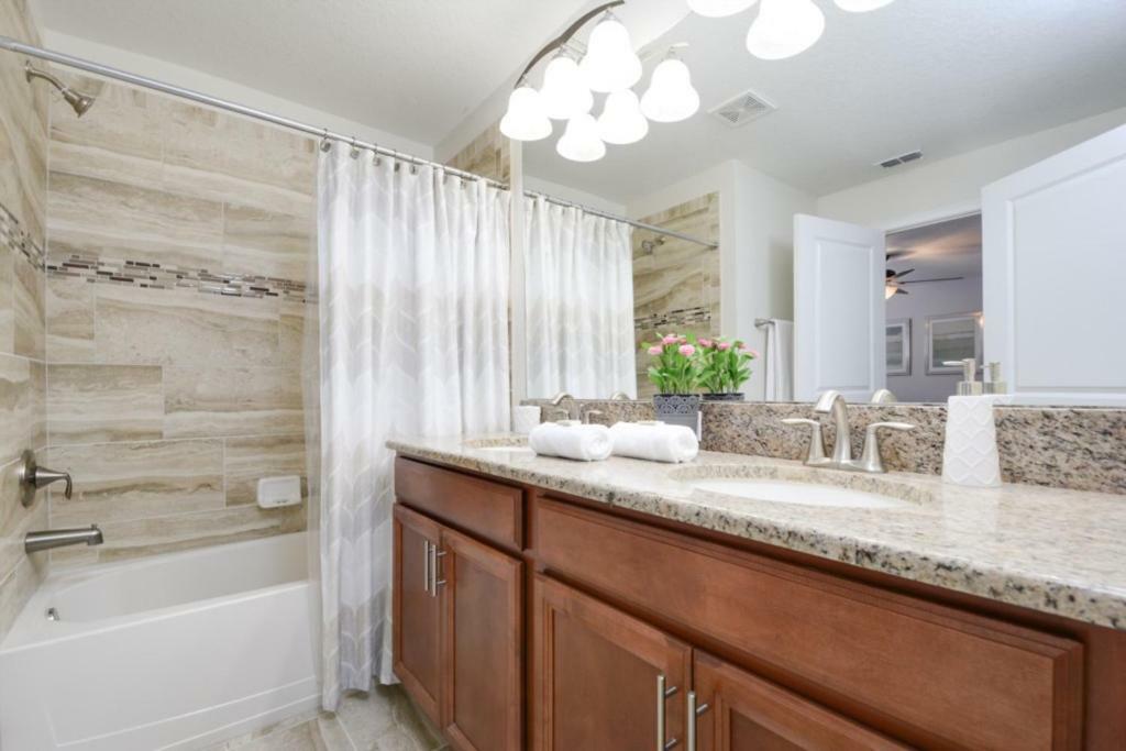 Pleasant House In Storey Lake Near Disney Kissimmee Esterno foto